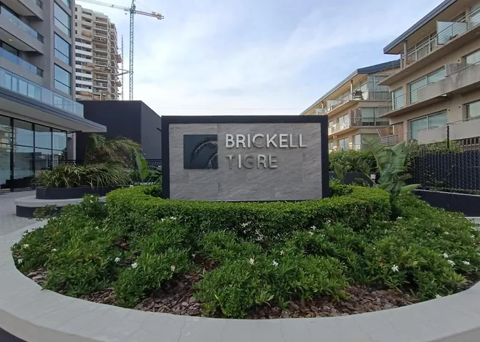 Brickell Aiby House