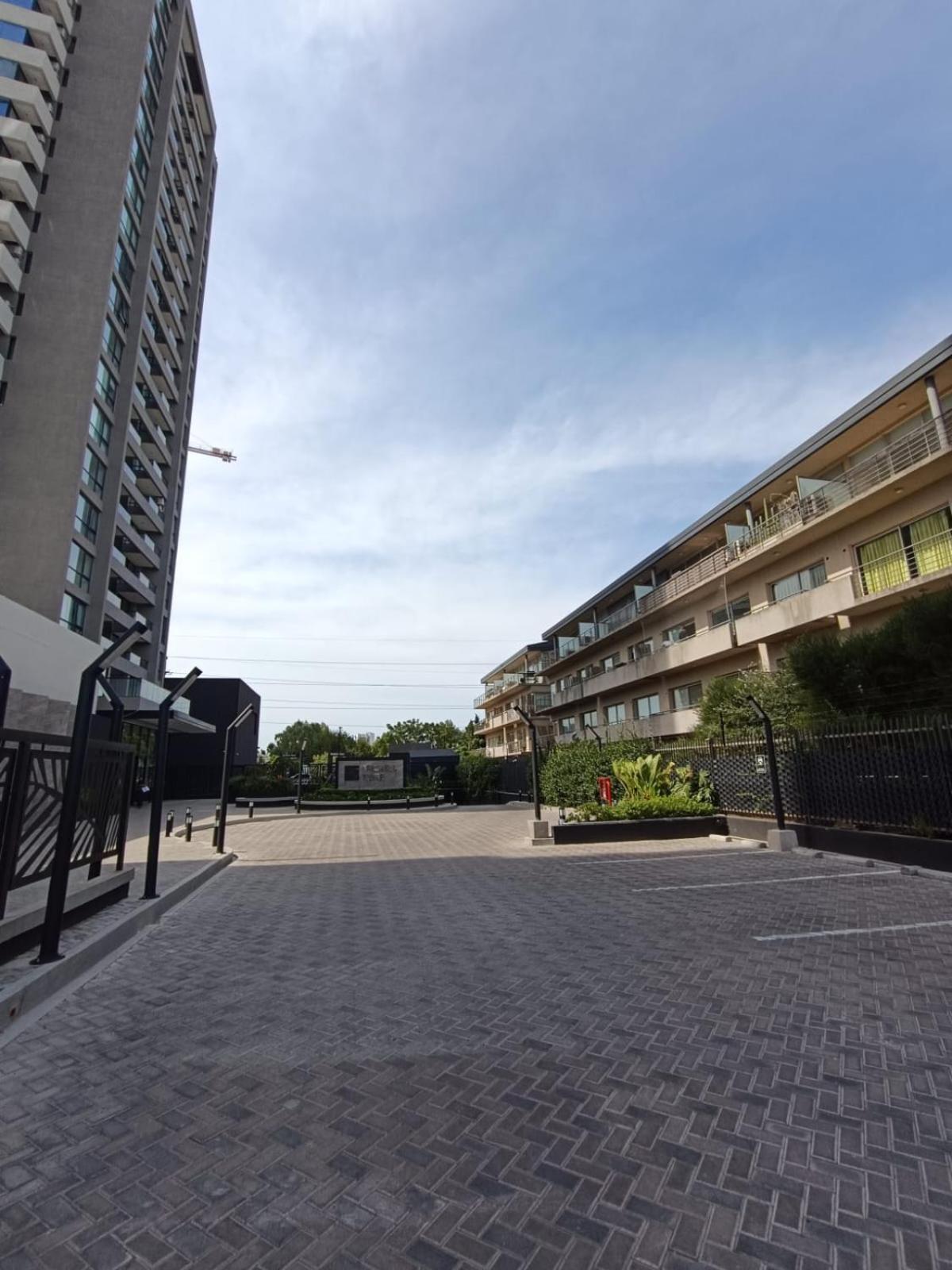 Brickell Aiby House