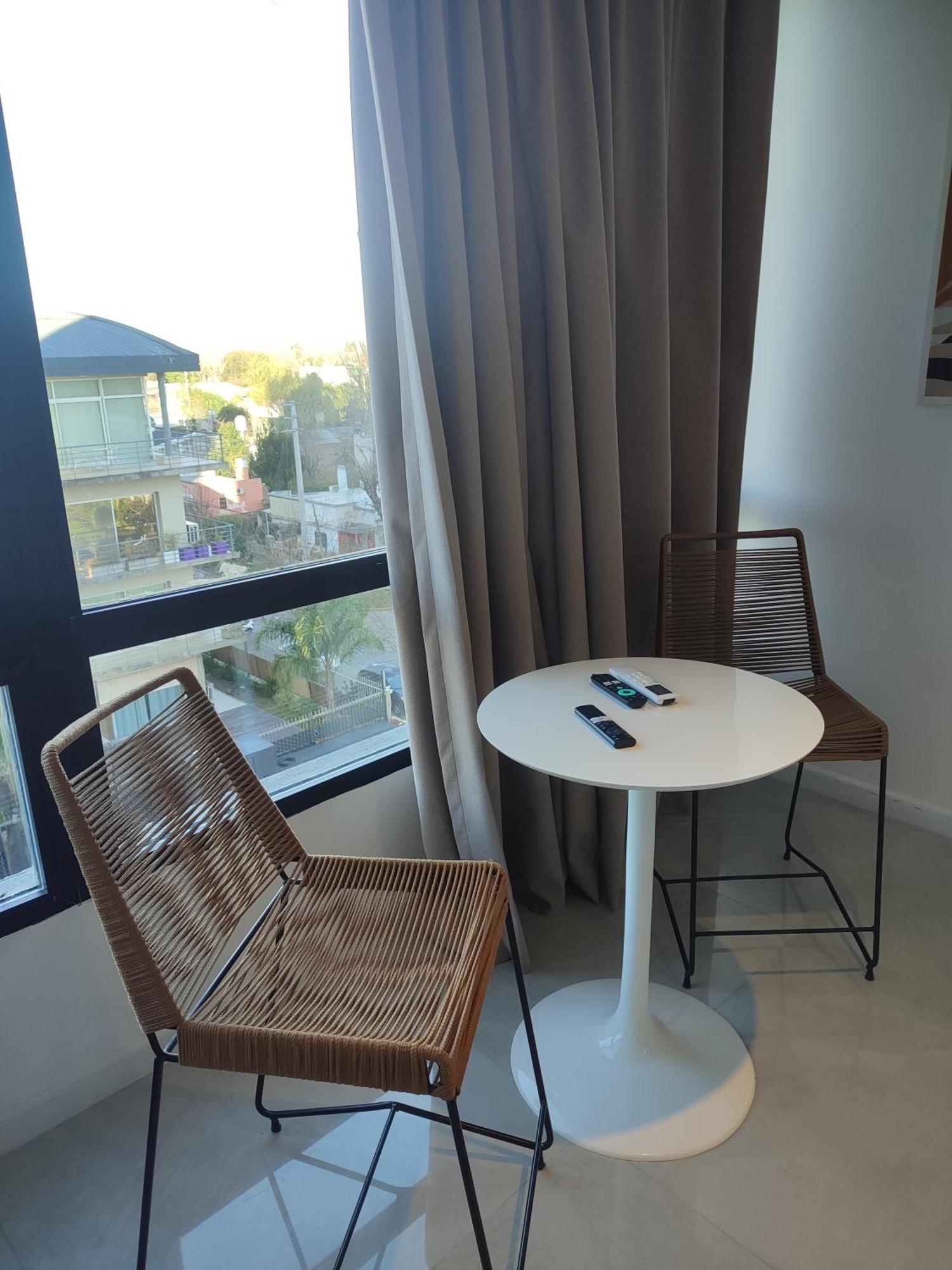 Brickell Aiby House Apartment