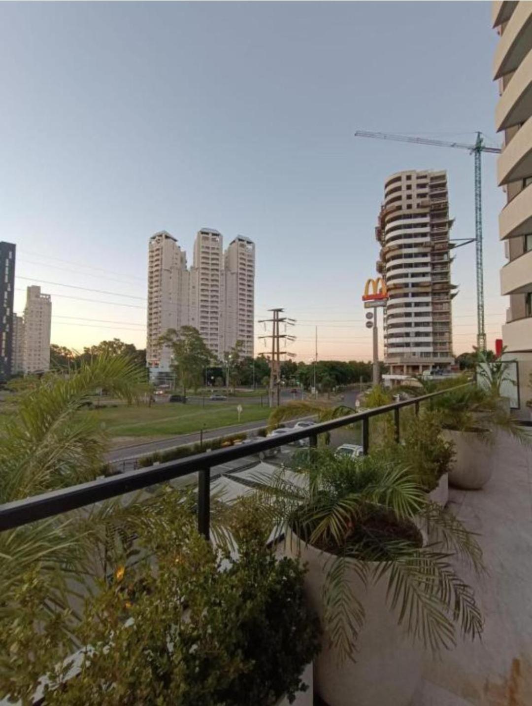 Brickell Aiby House Apartment